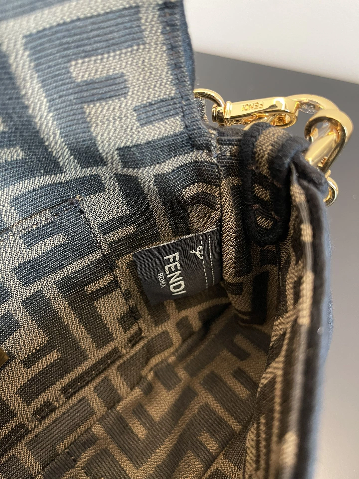 Fendi Satchel Bags Stretchable 76783