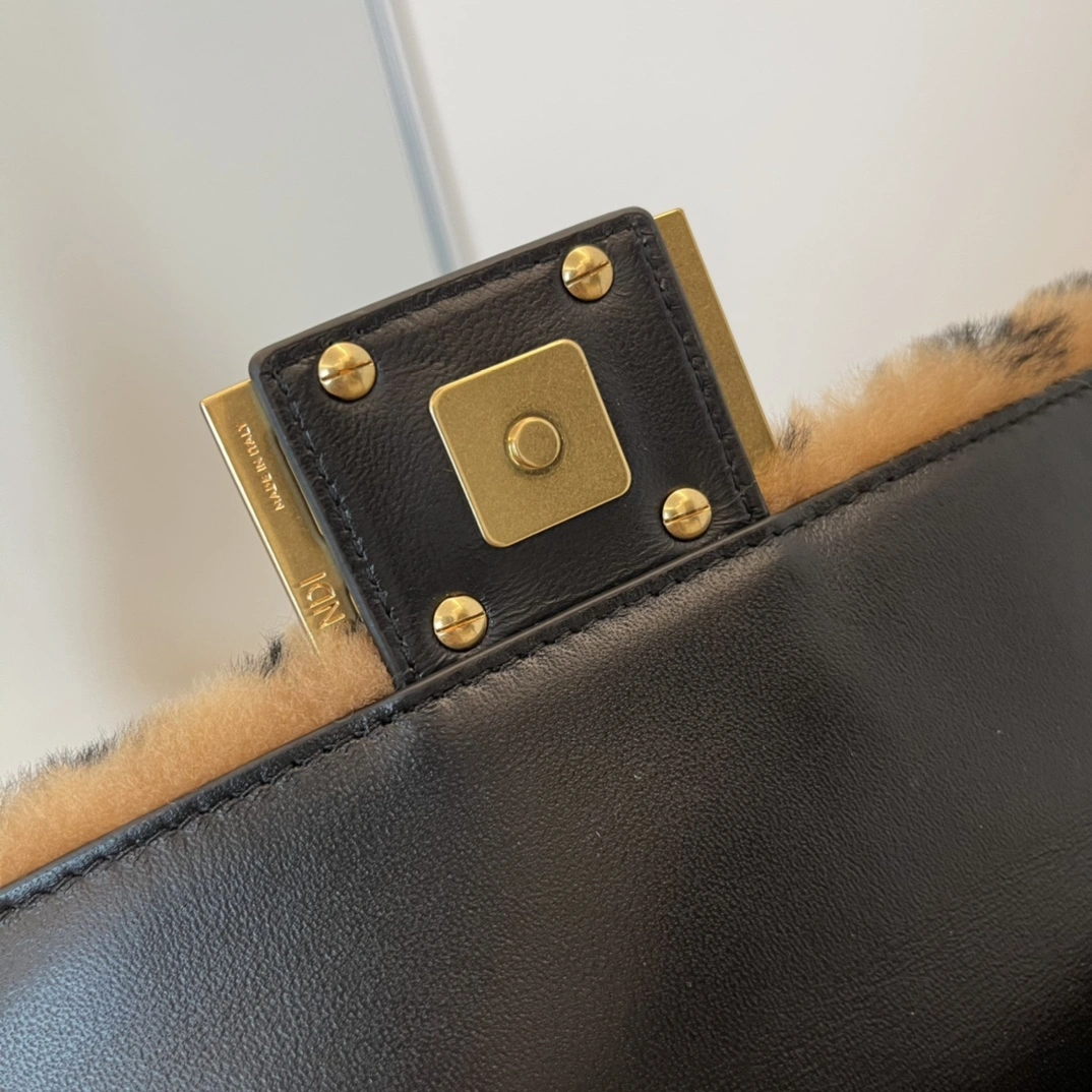 Colorful Fendi Satchel Bags 76793