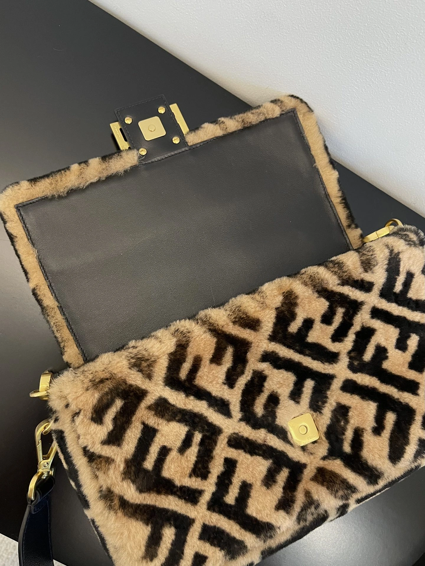 Fendi Satchel Bags StreetReady 76802