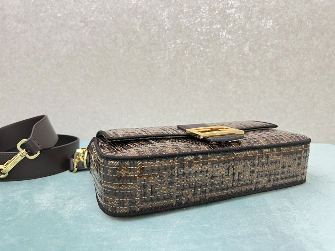 Comfortable Fendi Satchel Bags 76781
