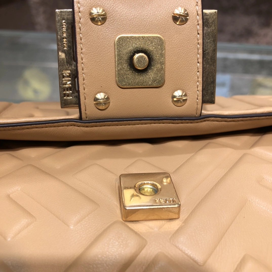Fendi Satchel Bags Refined 76775