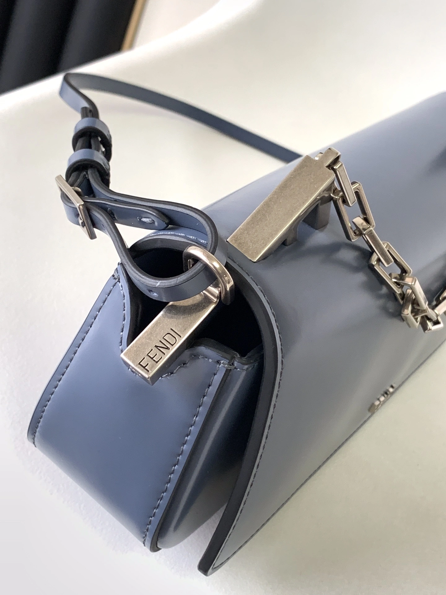Fendi Satchel Bags UrbanChic 76770