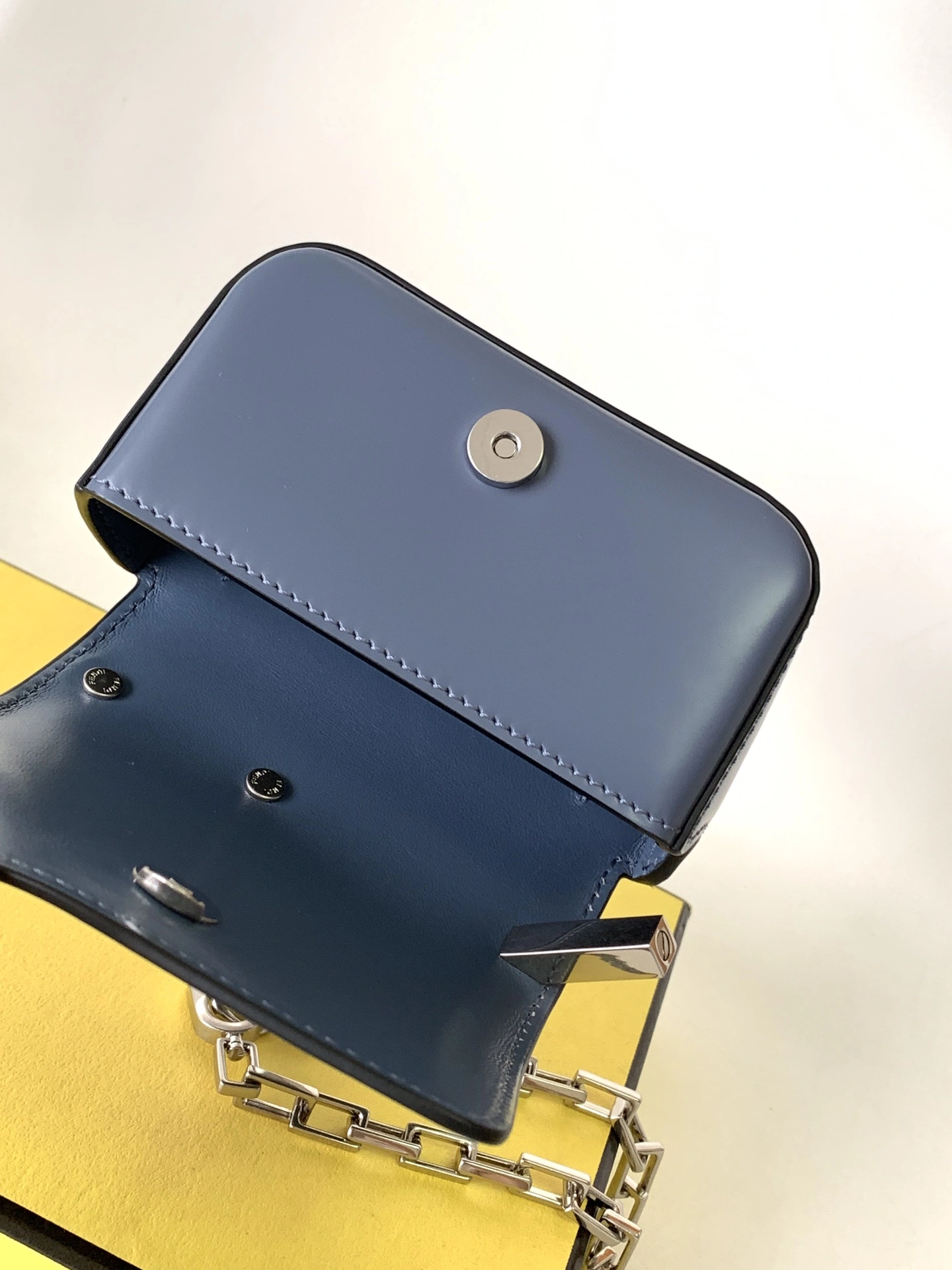 Fendi Satchel Bags Timeless 76764