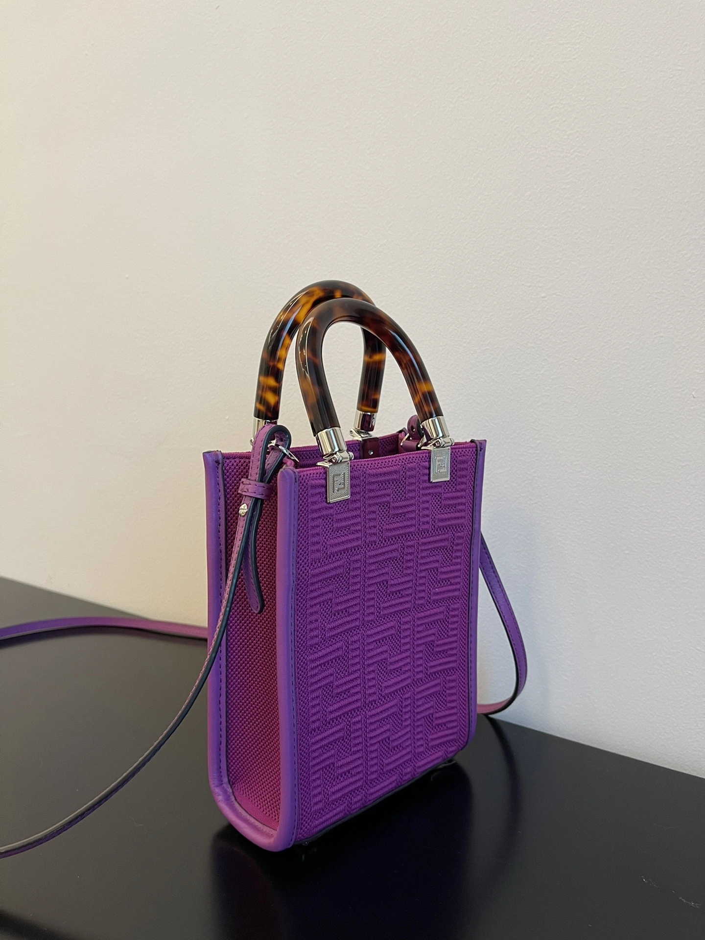 Fendi Satchel Bags WellDesigned 76739