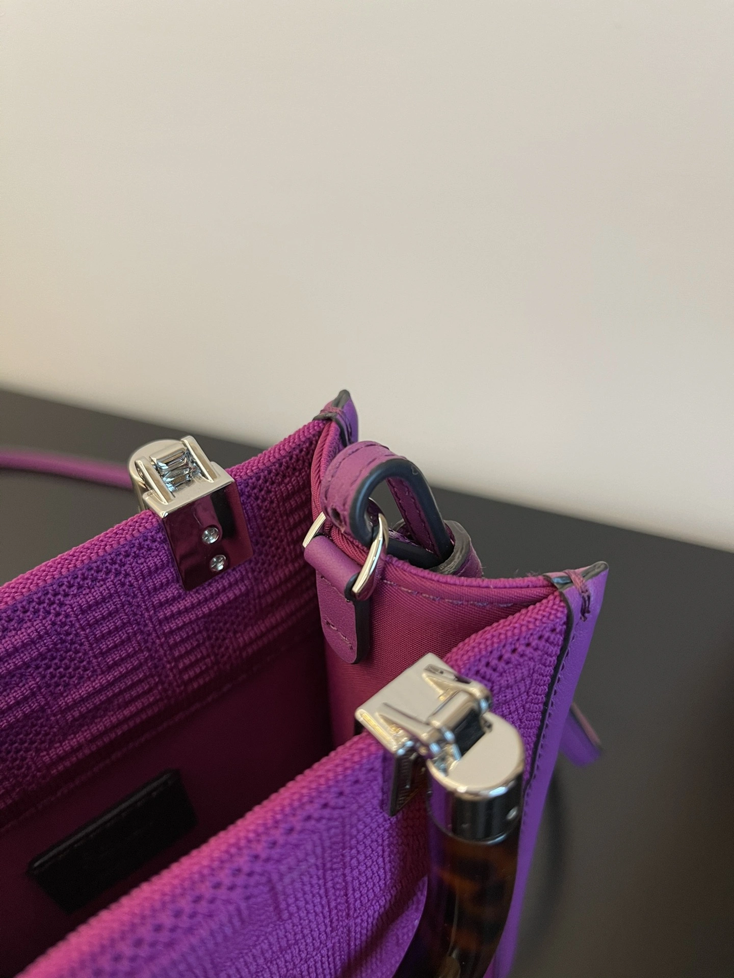 Fendi Satchel Bags WellDesigned 76739