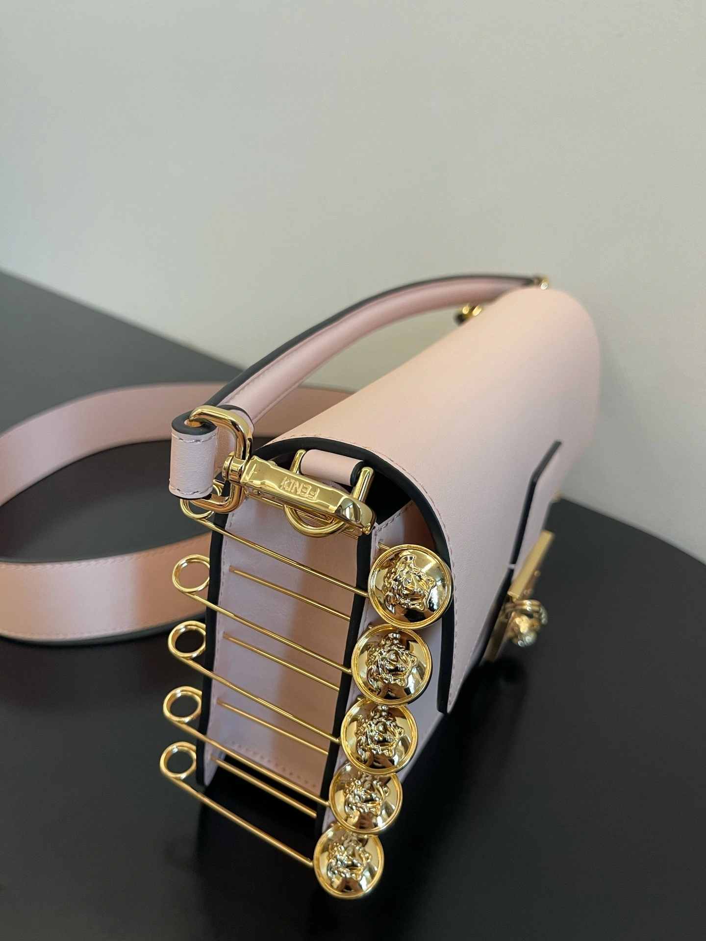 Functional Fendi Satchel Bags 76754