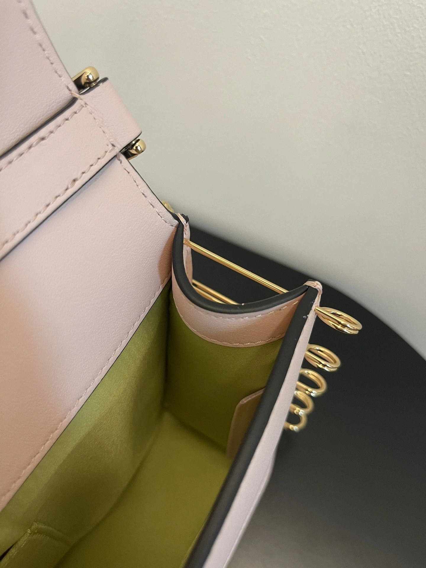 Functional Fendi Satchel Bags 76754
