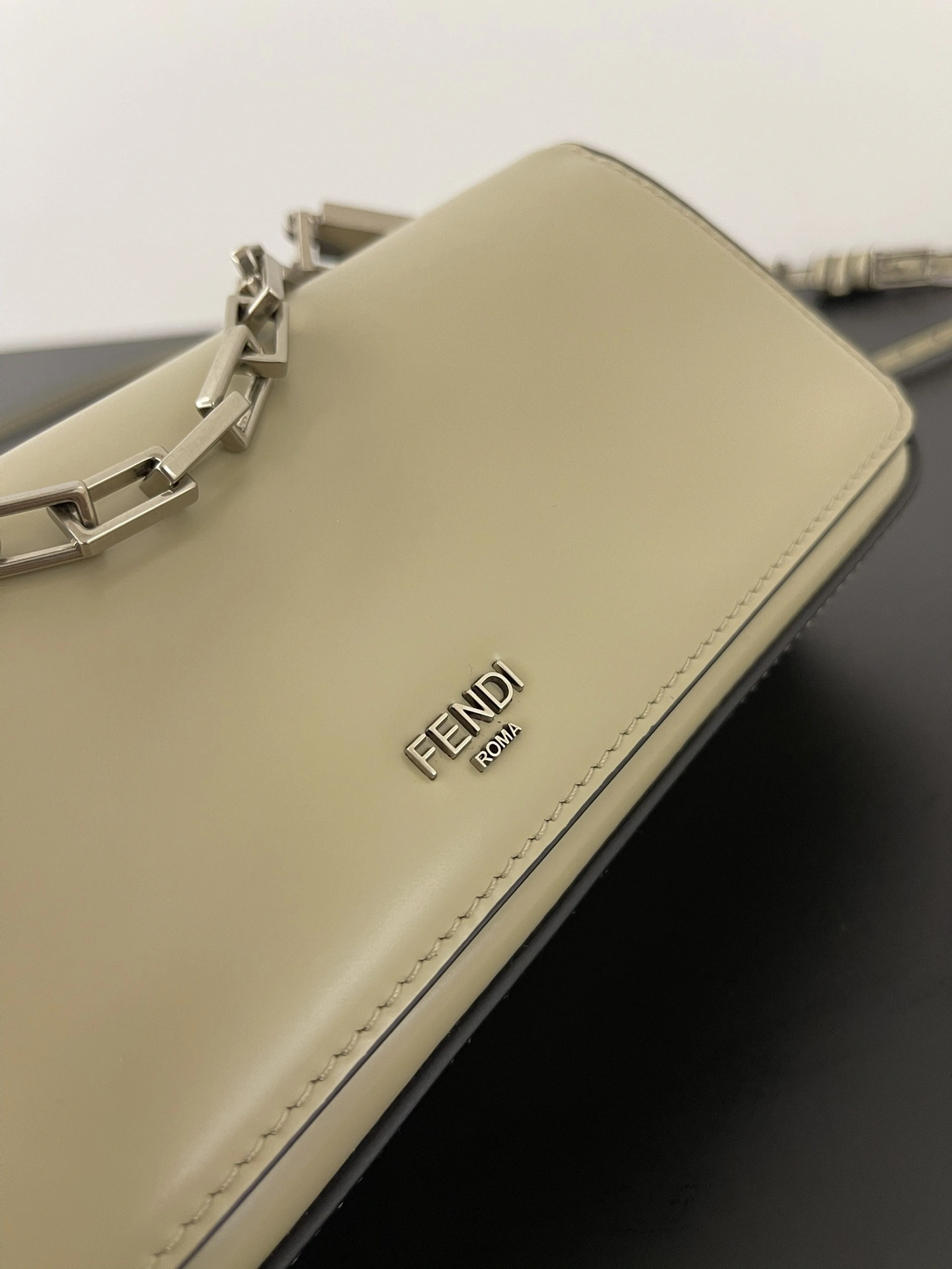 FashionForward Fendi Satchel Bags 76759