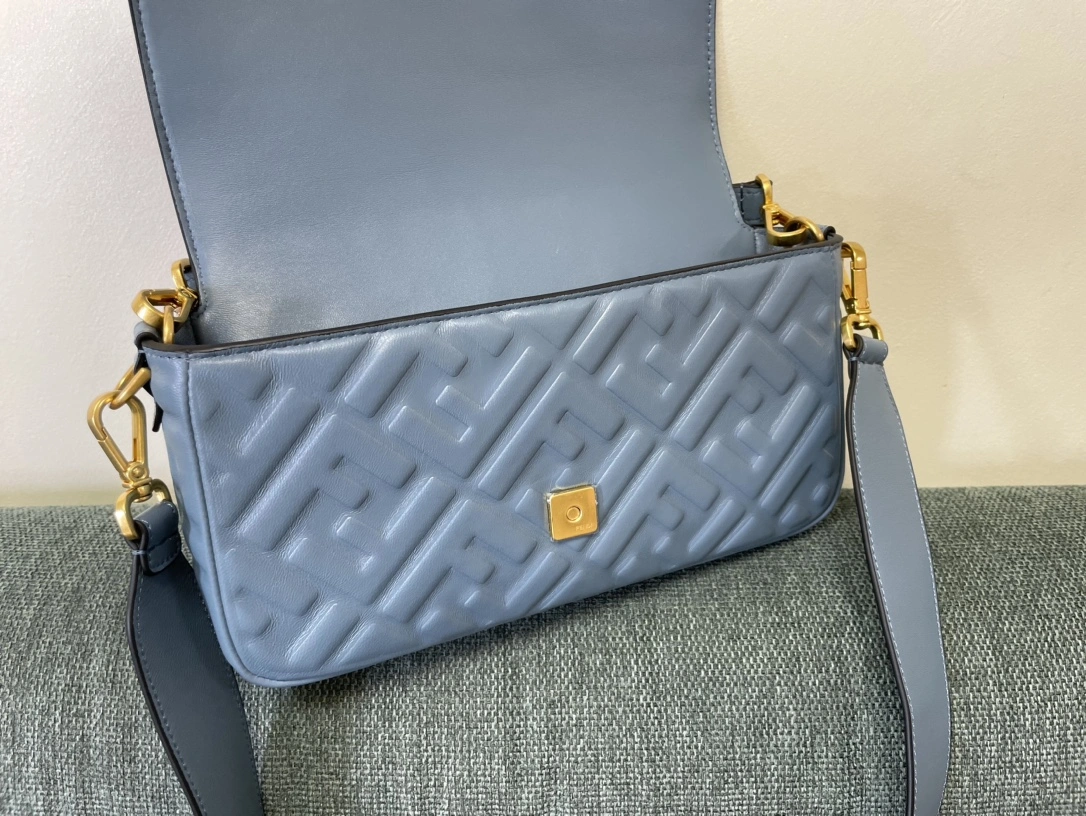 Fendi Satchel Bags Durable 76756