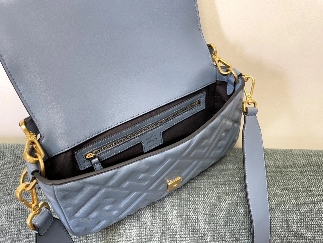 Fendi Satchel Bags Durable 76756