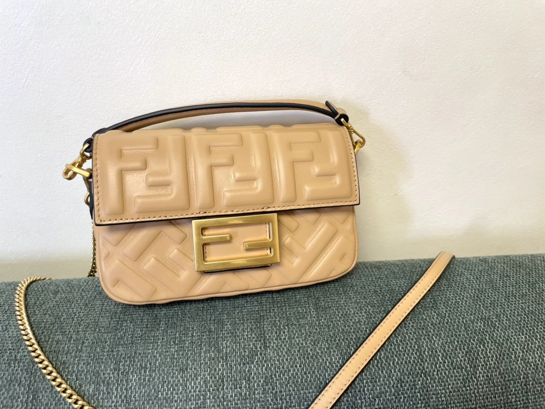 Youthful Fendi Satchel Bags 76751