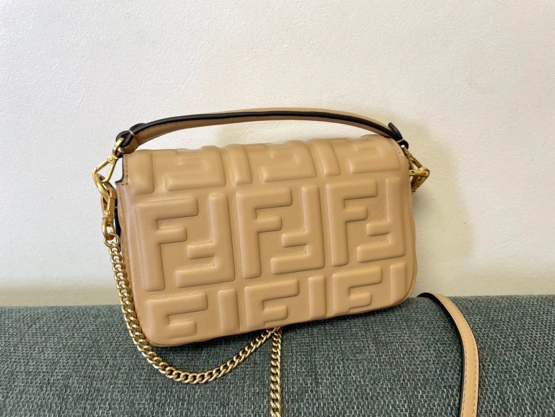 Youthful Fendi Satchel Bags 76751
