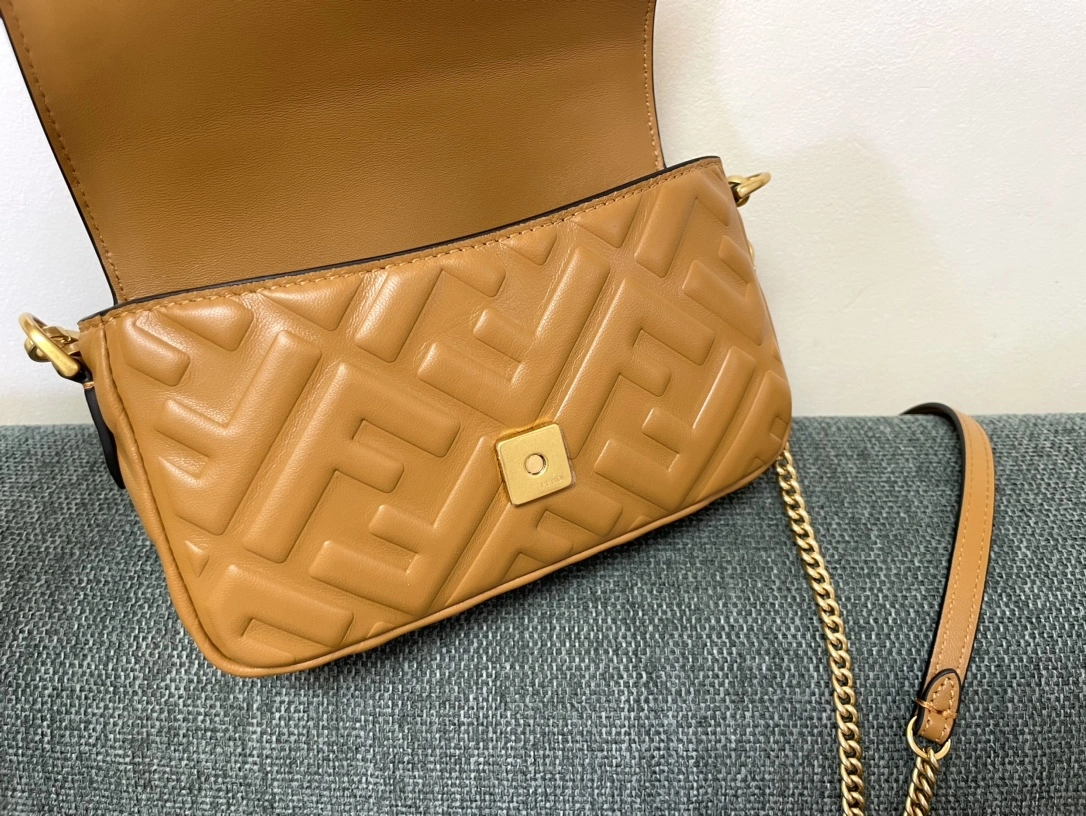 Modern Fendi Satchel Bags 76737
