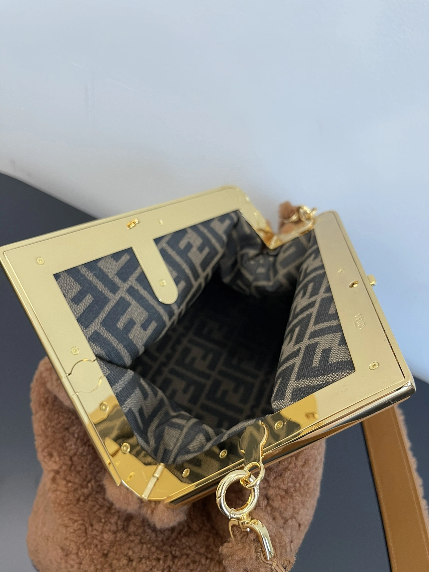 Comfortable Fendi Satchel Bags 76746