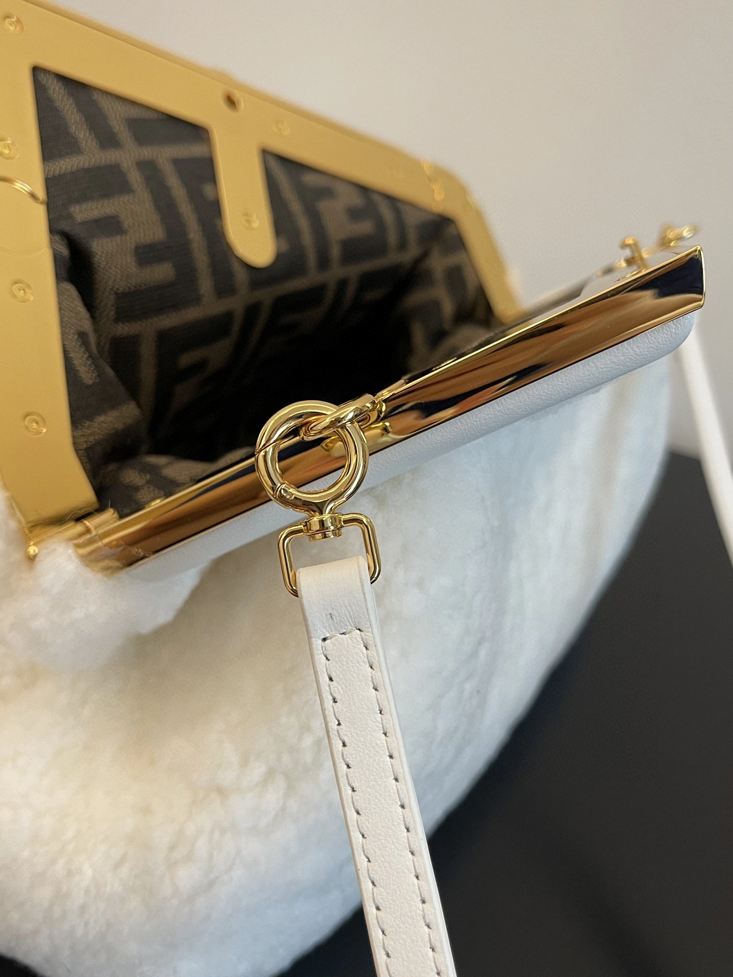 Fendi Satchel Bags TravelReady 76738