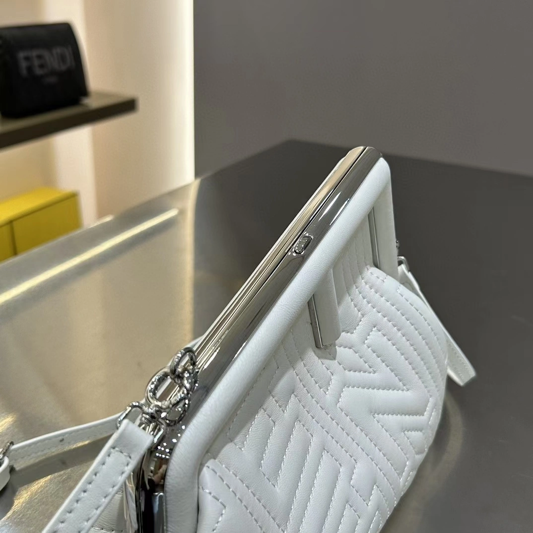 Fendi Satchel Bags QuickDry 76735