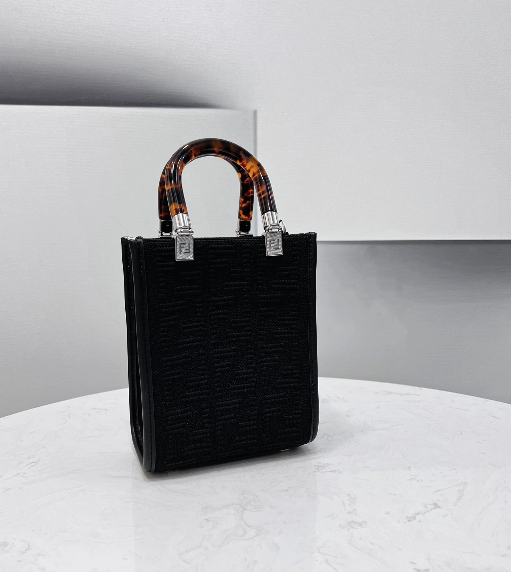 Cozy Fendi Satchel Bags 76732