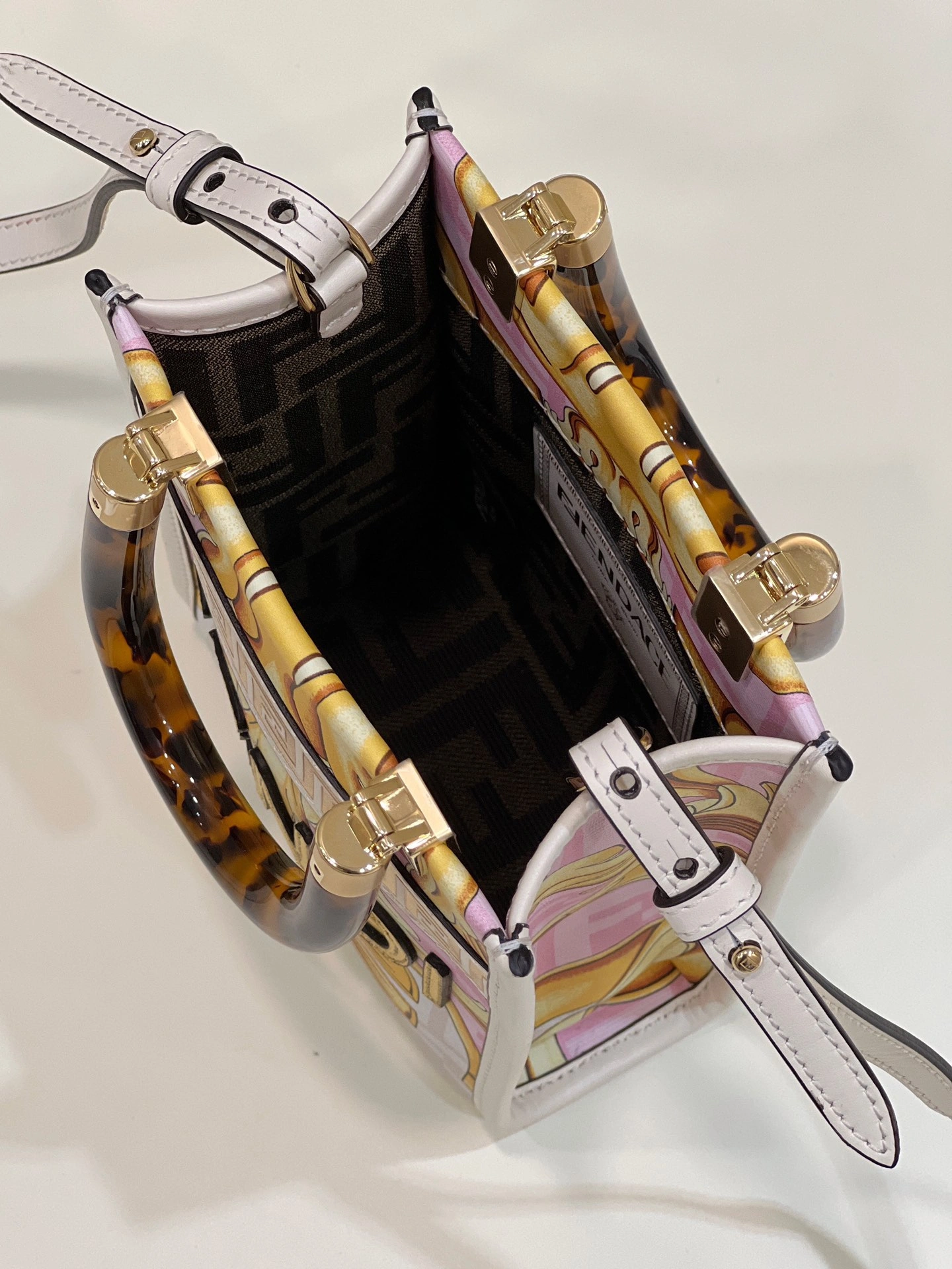 Flexible Fendi Satchel Bags 76728