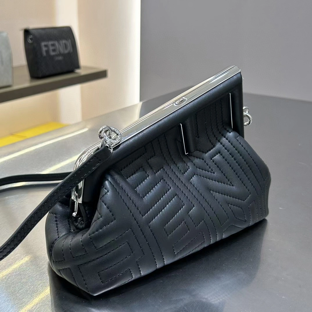 Breathable Fendi Satchel Bags 76724