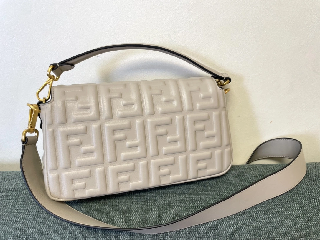 Thermal Fendi Satchel Bags 76708