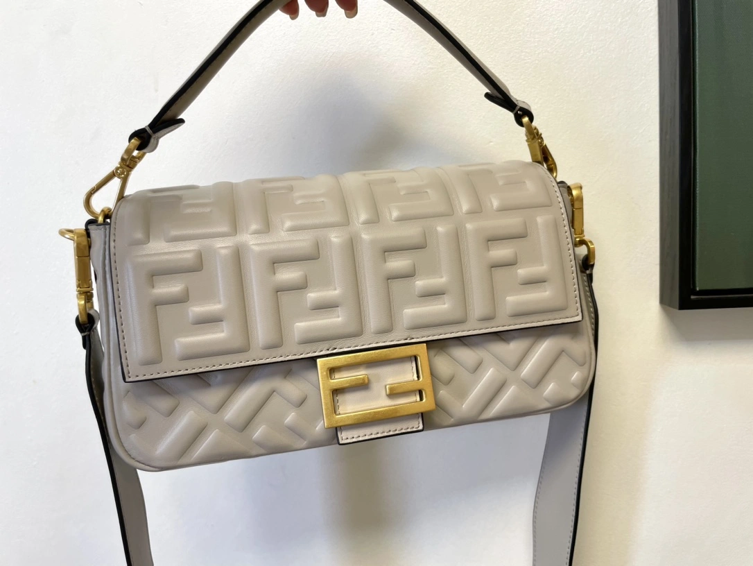 Thermal Fendi Satchel Bags 76708