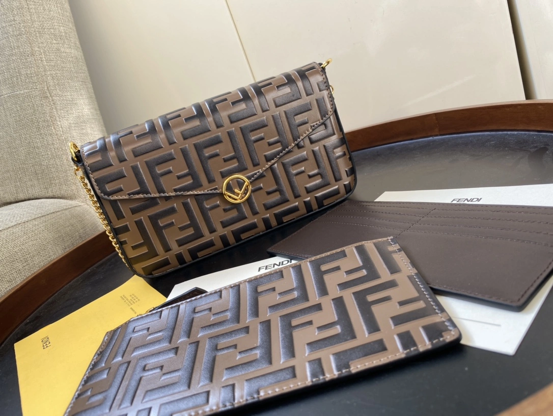 MoistureWicking Fendi Satchel Bags 76714