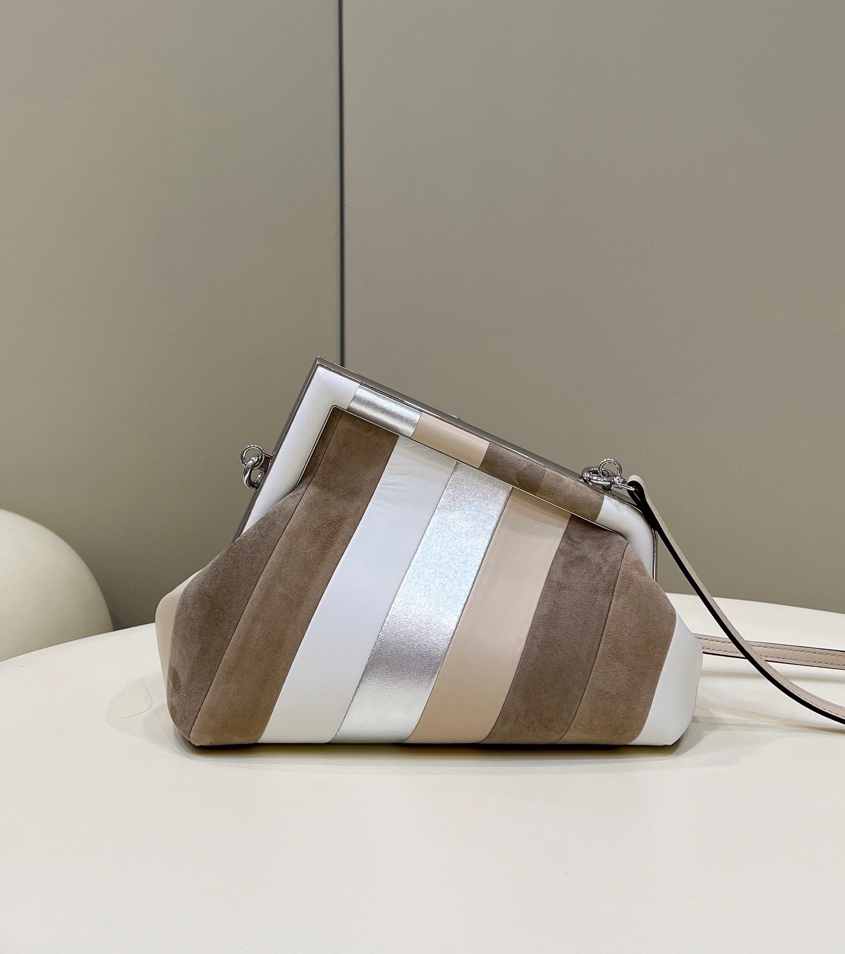 Fendi Satchel Bags Tailored 76701