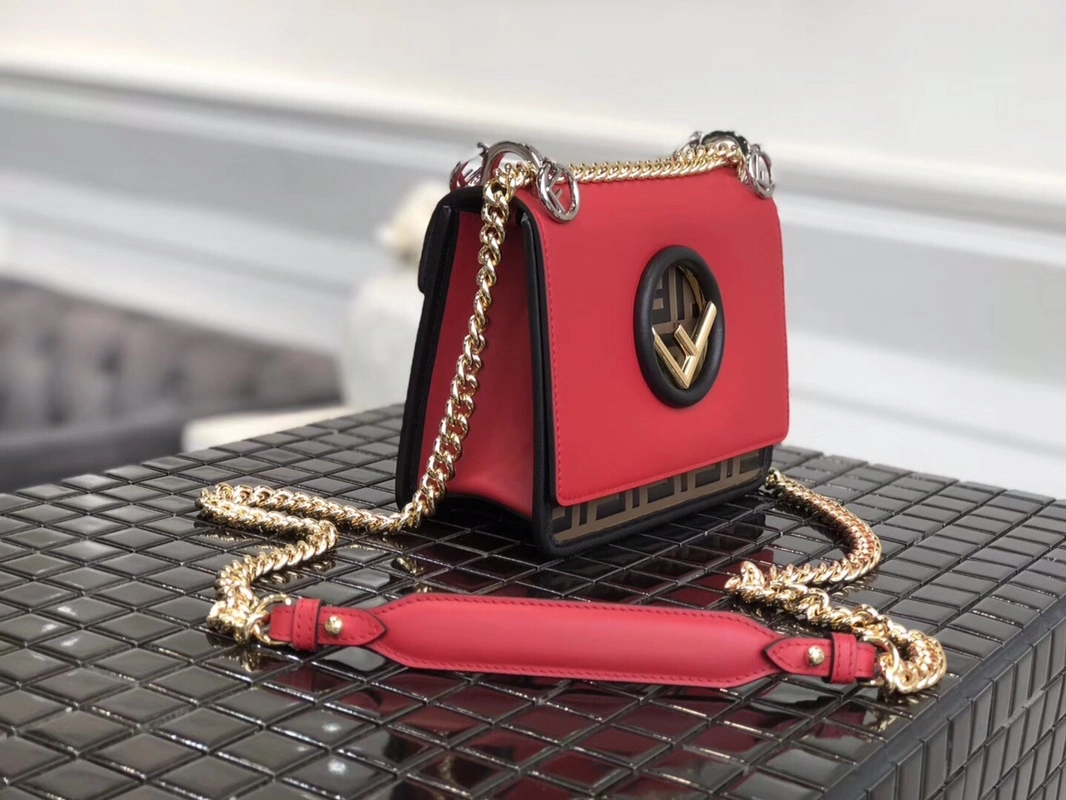 Fendi Satchel Bags Packable 76716