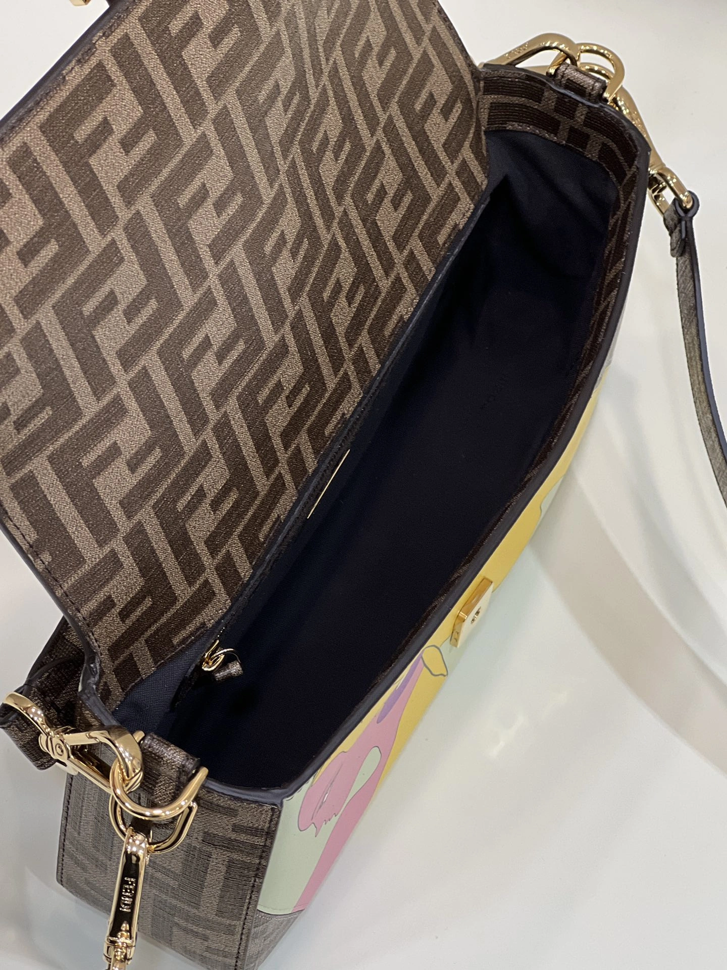 Sophisticated Fendi Satchel Bags 76706
