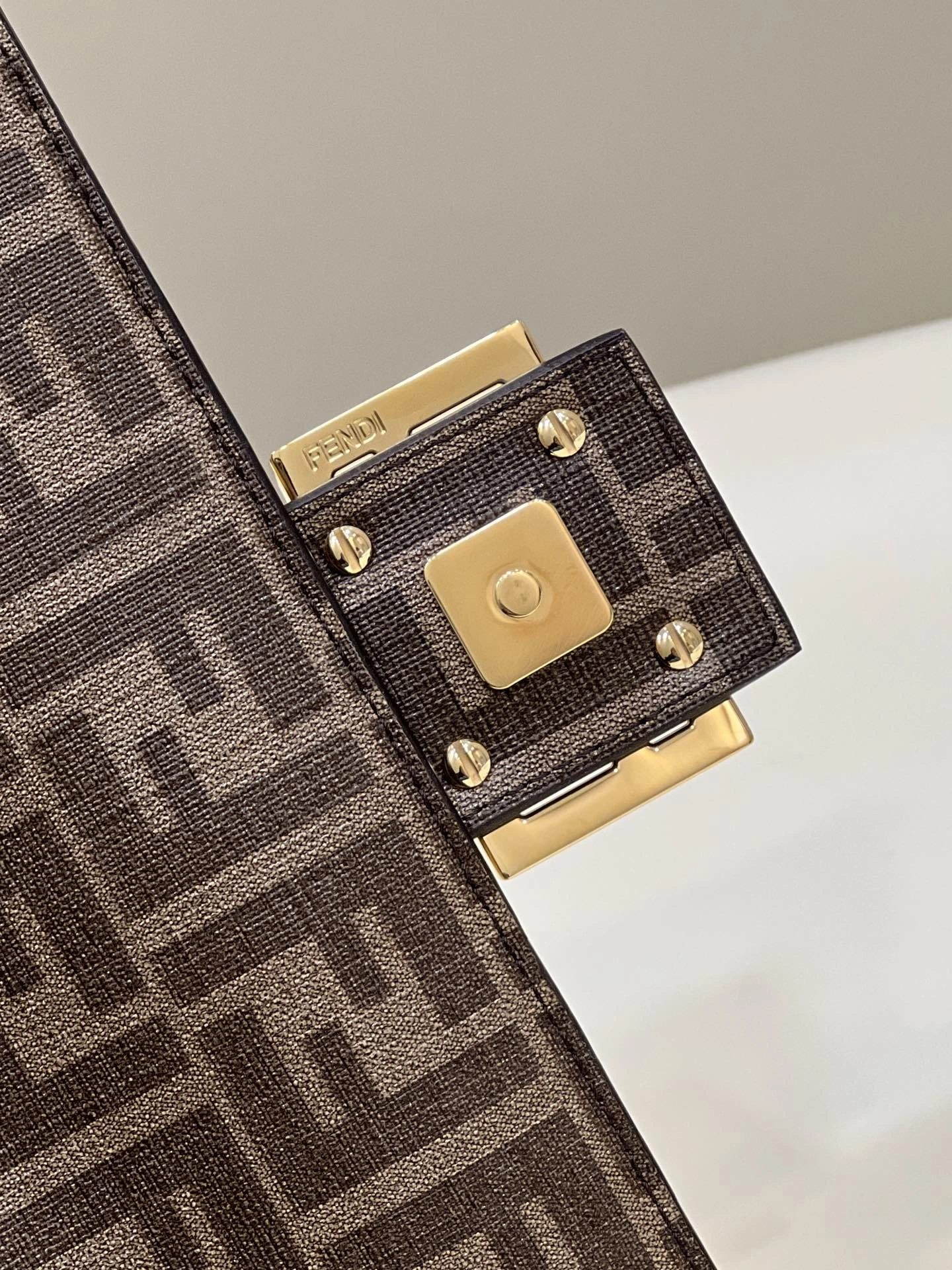 Sophisticated Fendi Satchel Bags 76706