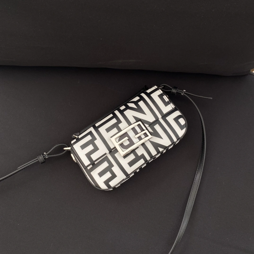 Upgraded Fendi Satchel Bags 76705