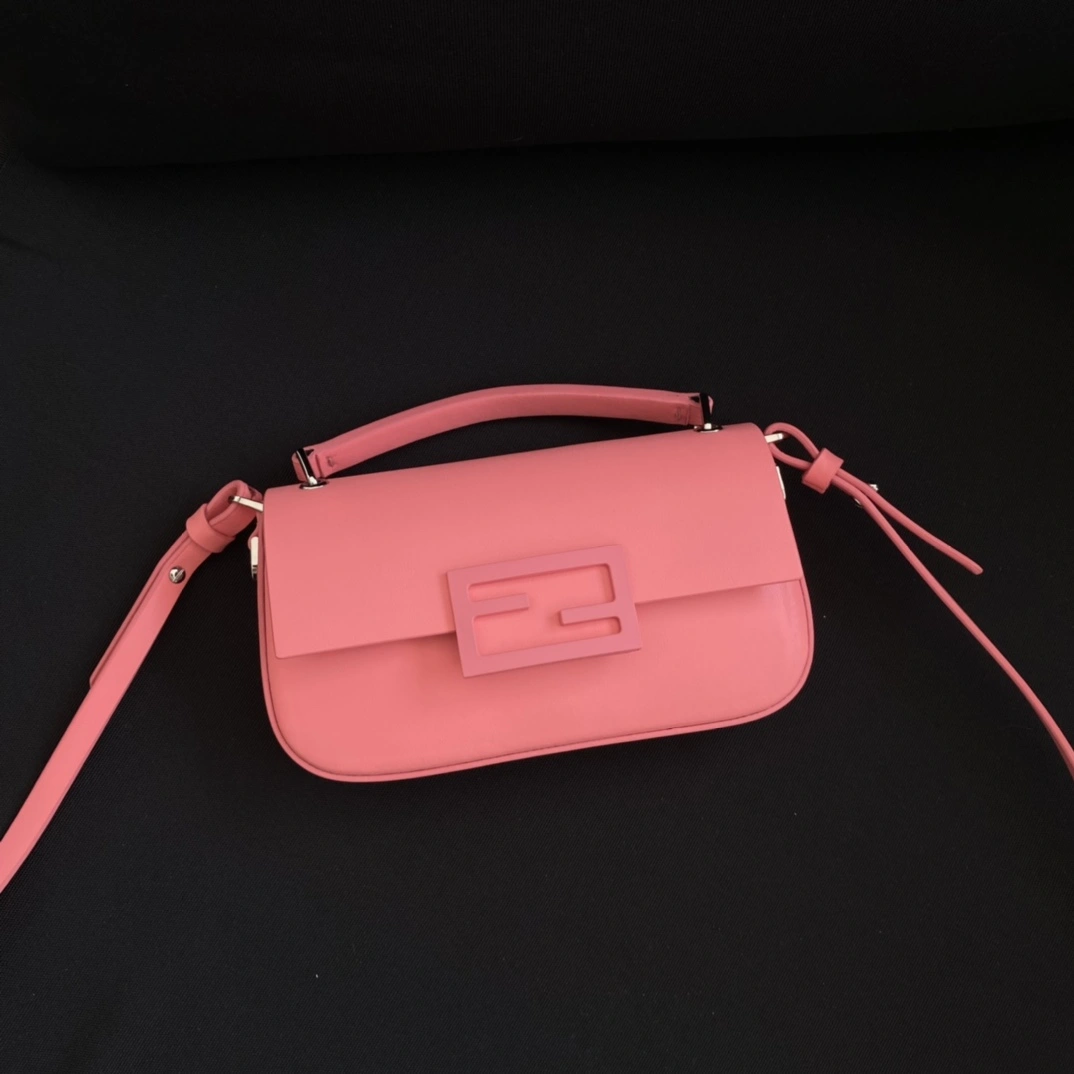 Fendi Satchel Bags Seasonal 76715