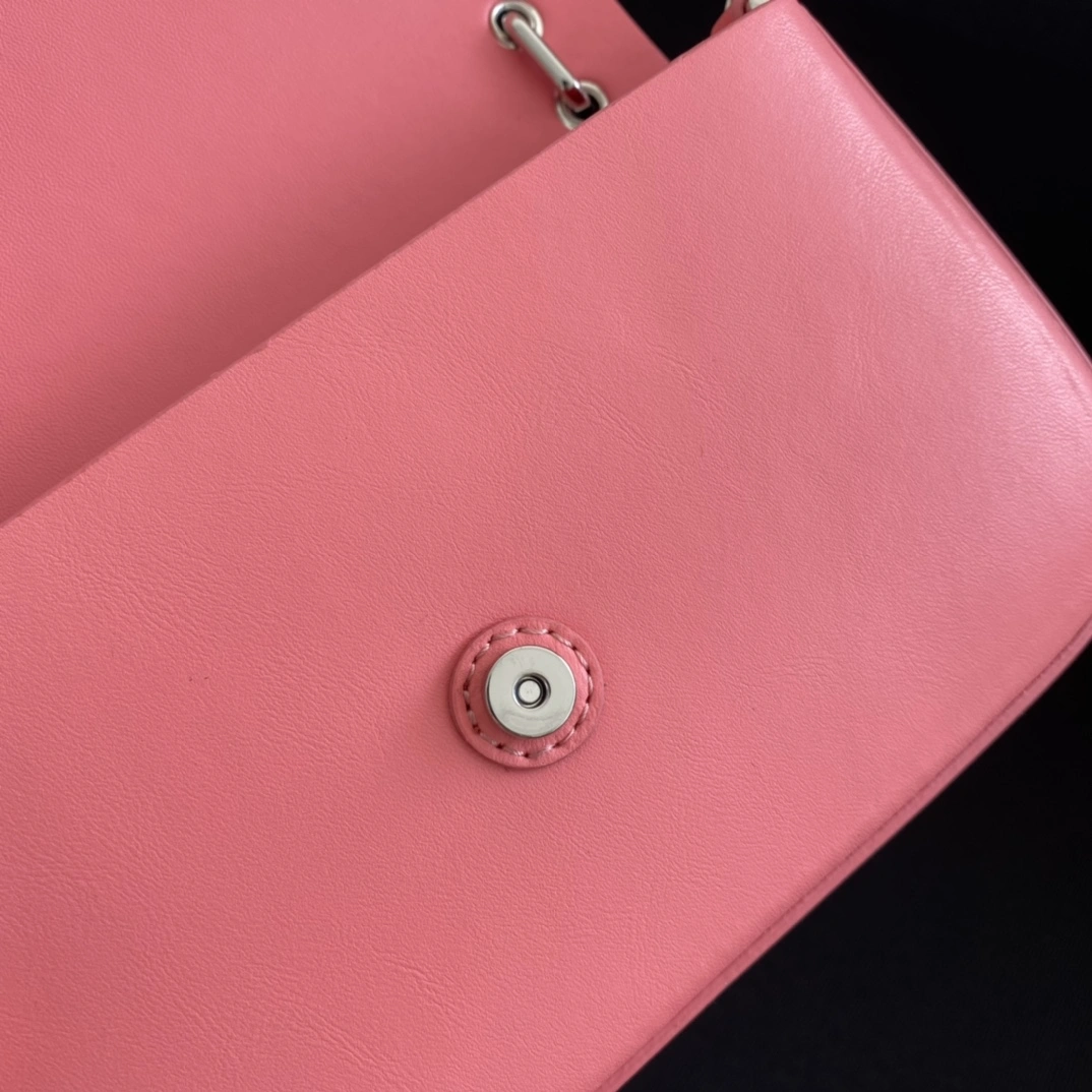 Fendi Satchel Bags Seasonal 76715