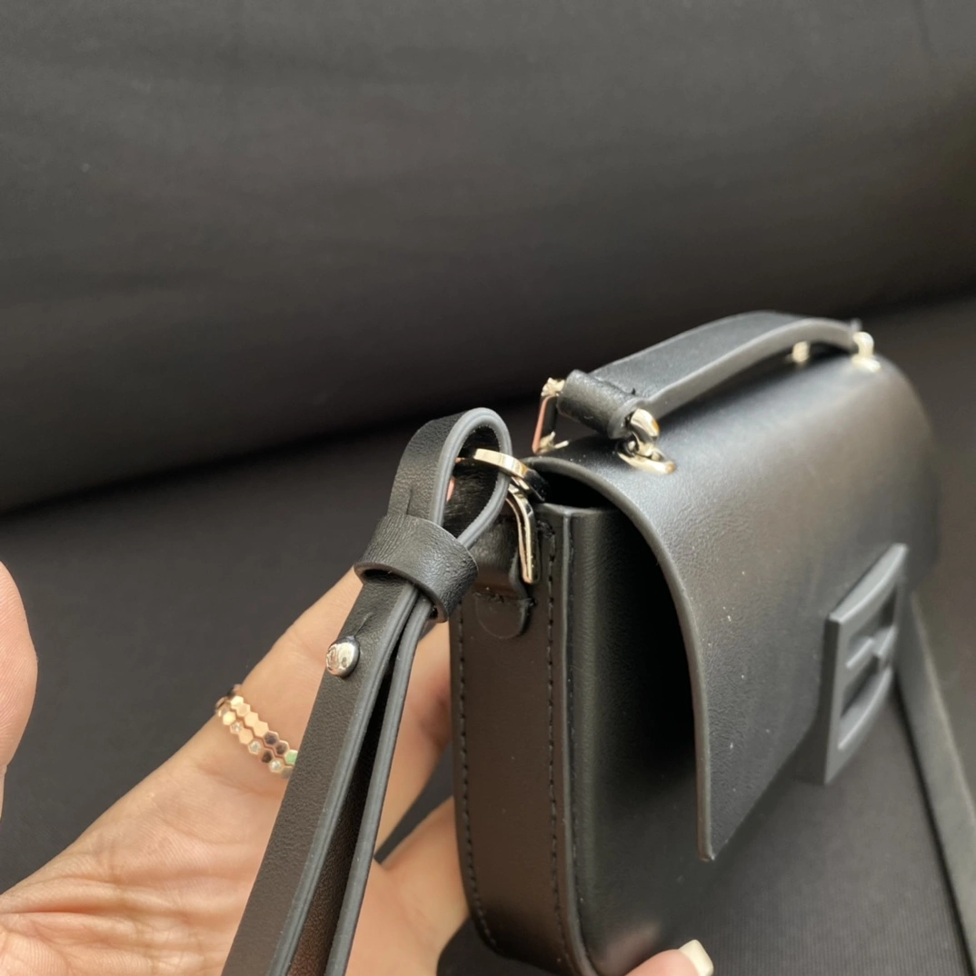 Stylish Fendi Satchel Bags 76717