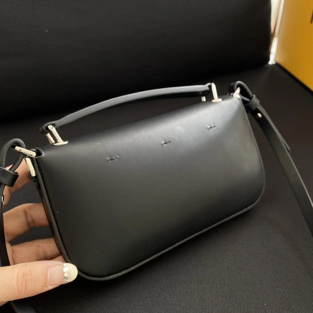 Stylish Fendi Satchel Bags 76717