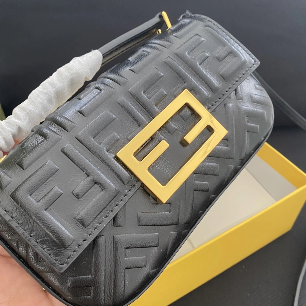 WeatherProof Fendi Satchel Bags 76694
