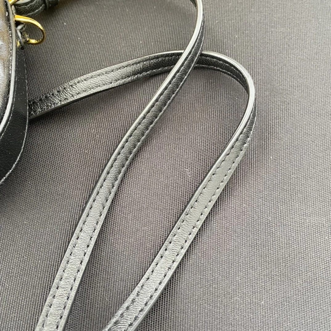 WeatherProof Fendi Satchel Bags 76694