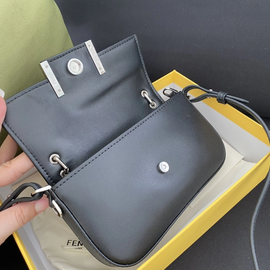 Fendi Satchel Bags ComfortFit 76698