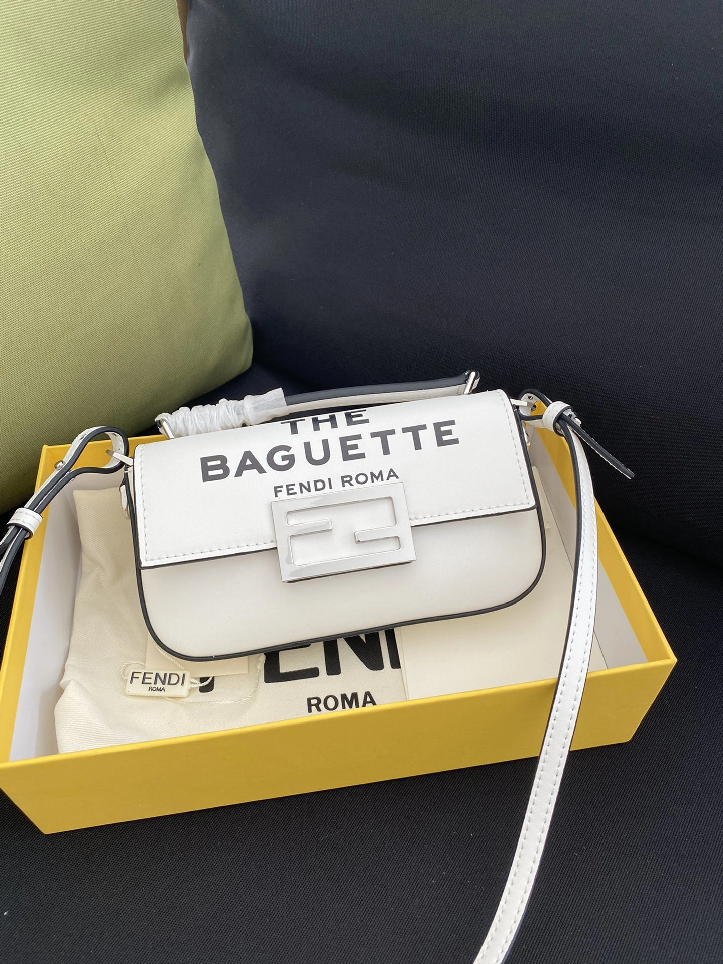 Supportive Fendi Satchel Bags 76720