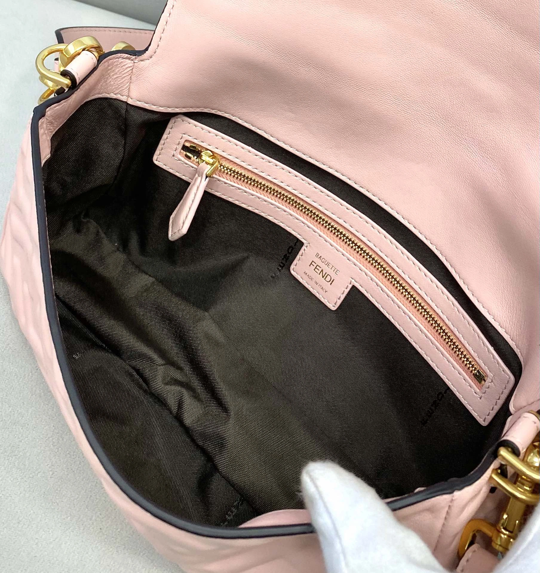 Comfortable Fendi Satchel Bags 76691