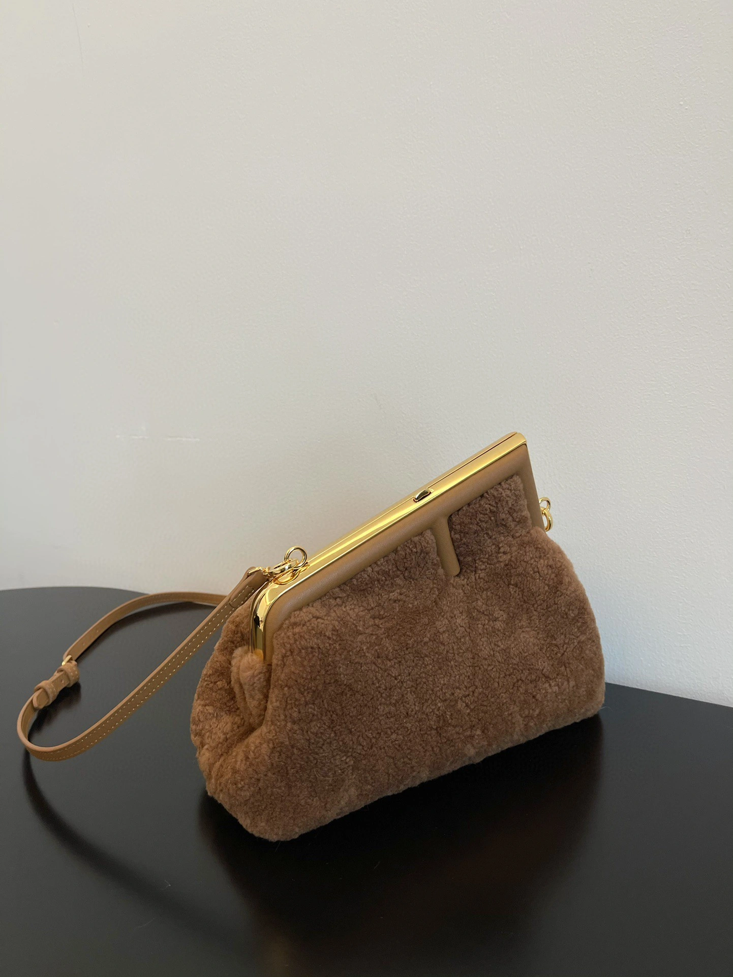 Fendi Satchel Bags Effortless 76703