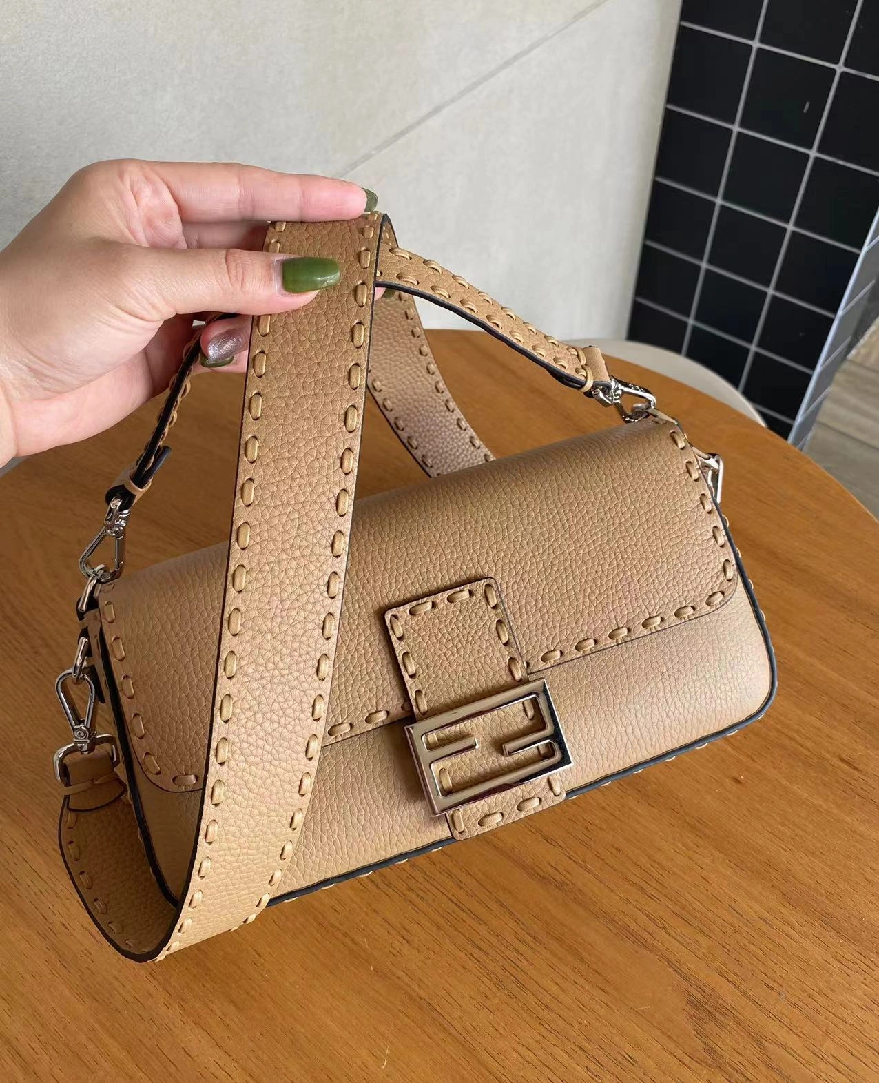 Durable Fendi Satchel Bags 76707