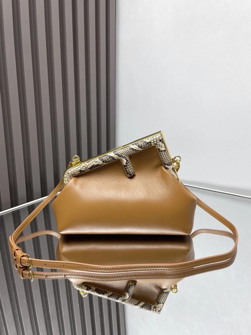 Fendi Satchel Bags Lightweight 72849
