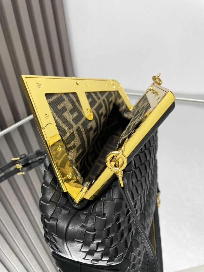 Stretchable Fendi Satchel Bags 72899