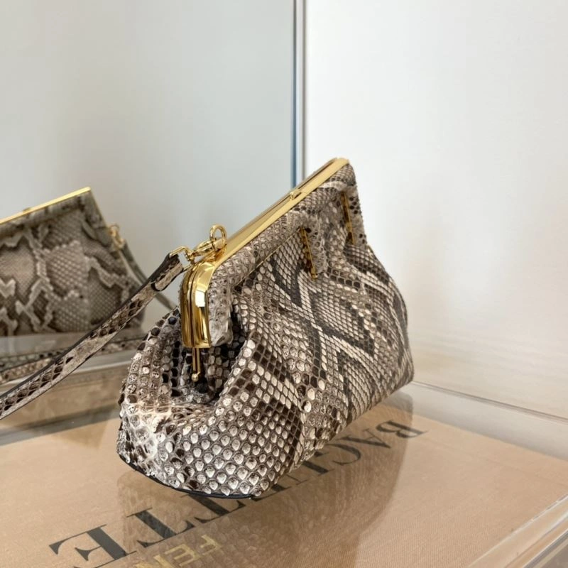 Fendi Satchel Bags RelaxedFit 72830