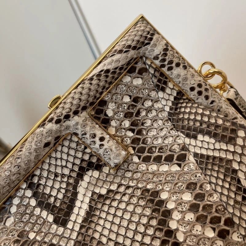Fendi Satchel Bags RelaxedFit 72830