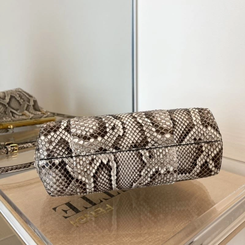Fendi Satchel Bags RelaxedFit 72830