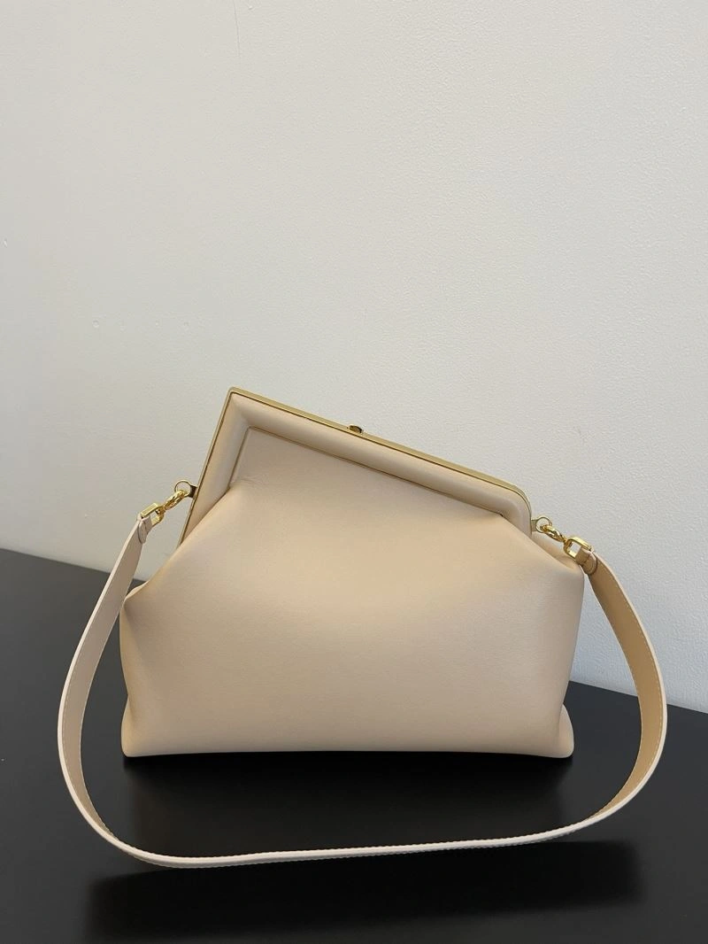 Fendi Satchel Bags Comfortable 72813