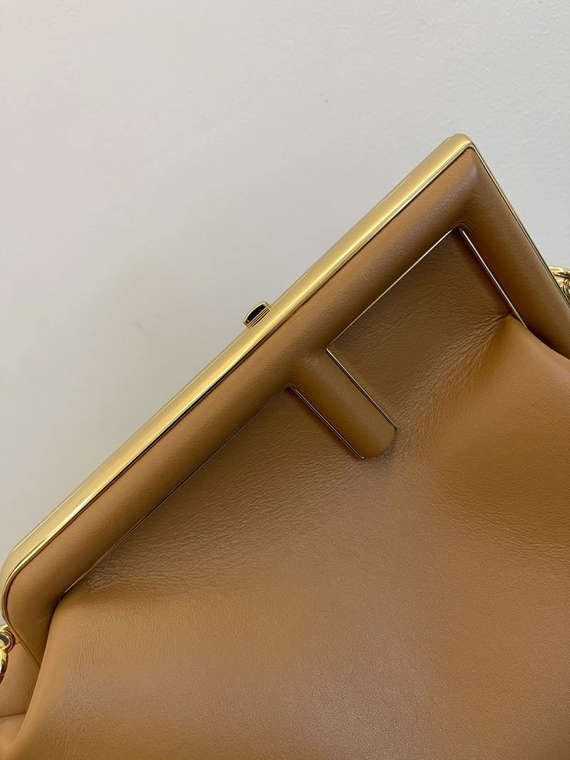 WellDesigned Fendi Satchel Bags 72818