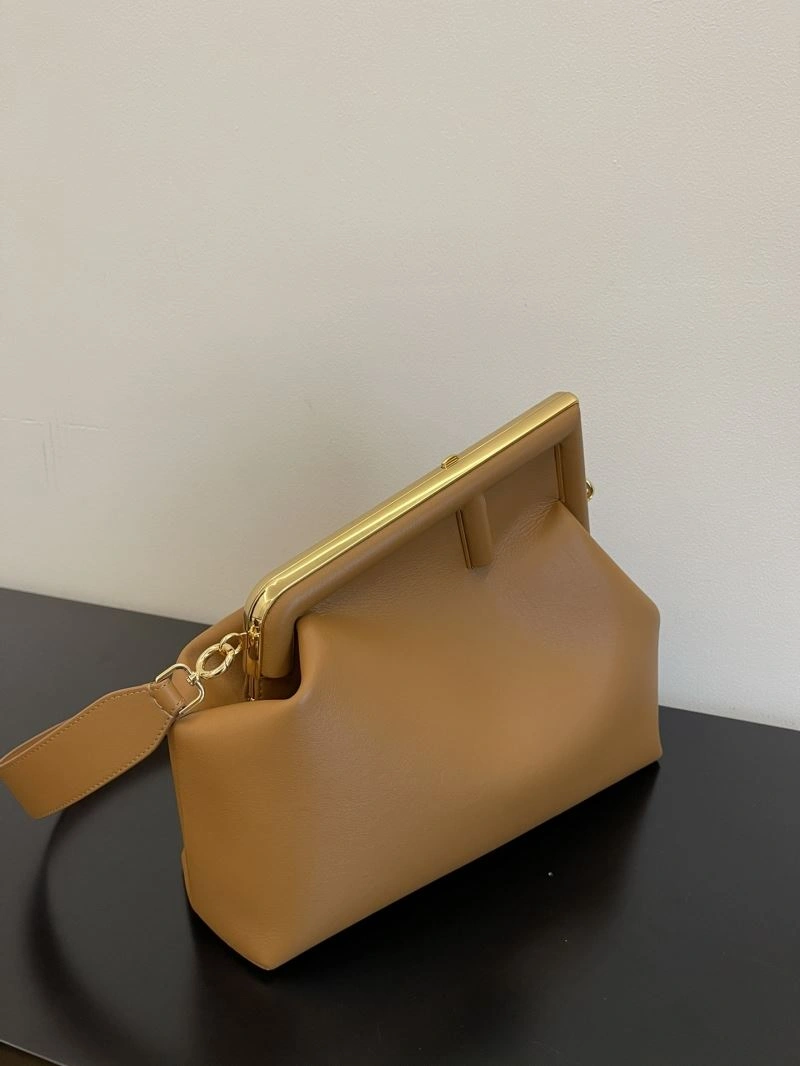 WellDesigned Fendi Satchel Bags 72818